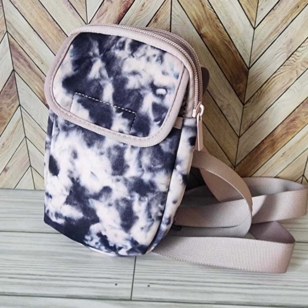 Small crossbody purse